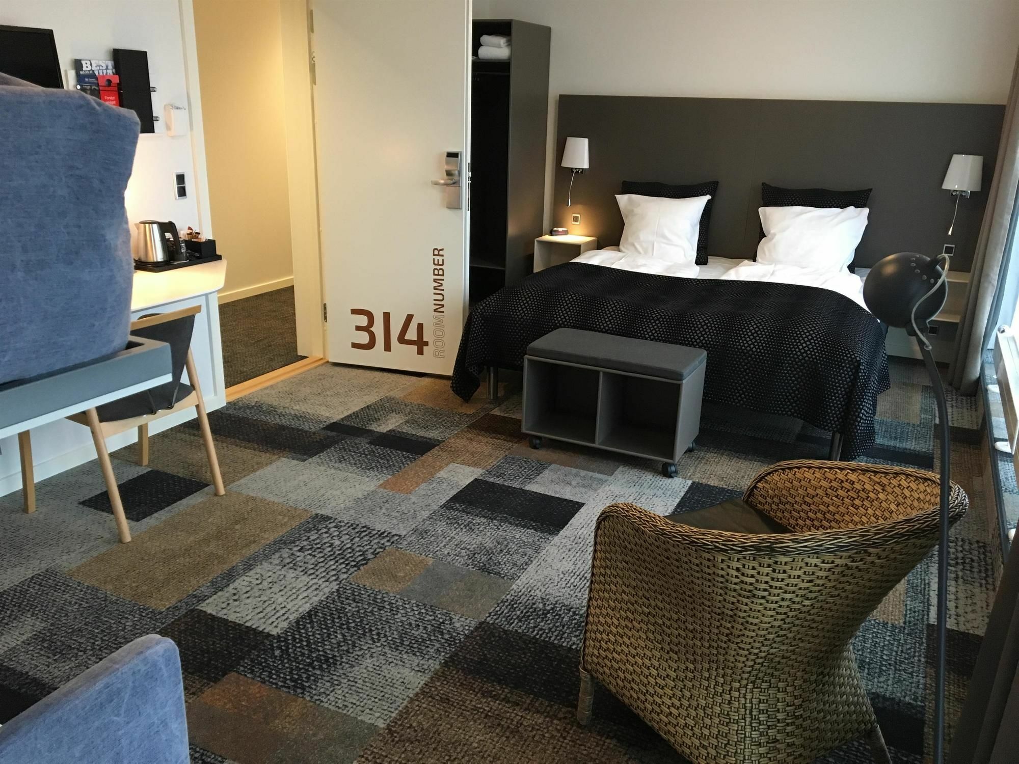 Skivehus Hotel 3*